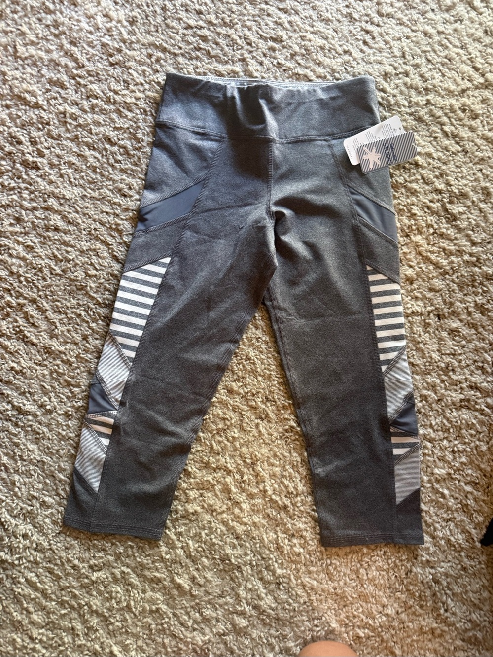 Splendid Charcoal Gray Capri Leggings with Striped Side Panels